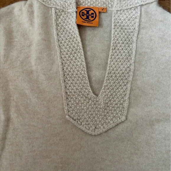 Tory Burch 100% Cashmere V Neck Sweater Beige Size M - Picture 4 of 14
